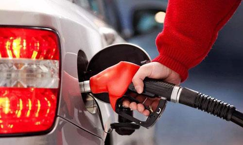 “水比油贵”?3月国际油价跌幅达50%,31日油价调整又有好消息?